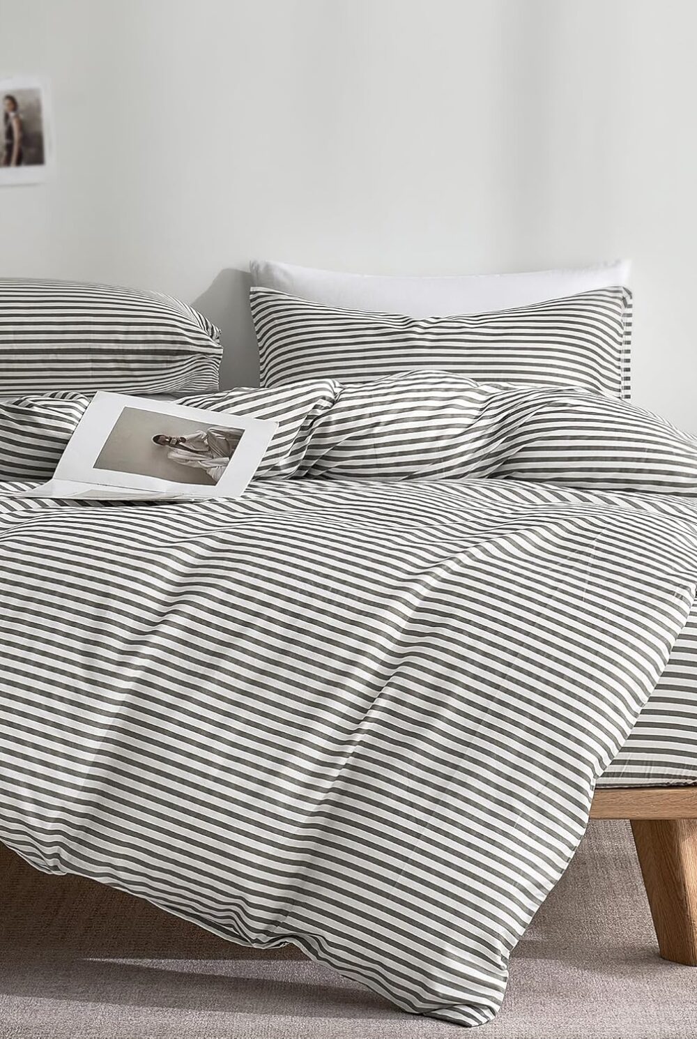 JELLYMONI 100% Cotton Classic Striped Queen Duvet Cover Set, Grey | Breathable Softness, Oeko-Tex Certified, Classic Stripes, 8 Corner Ties & Double Hidden Zipper